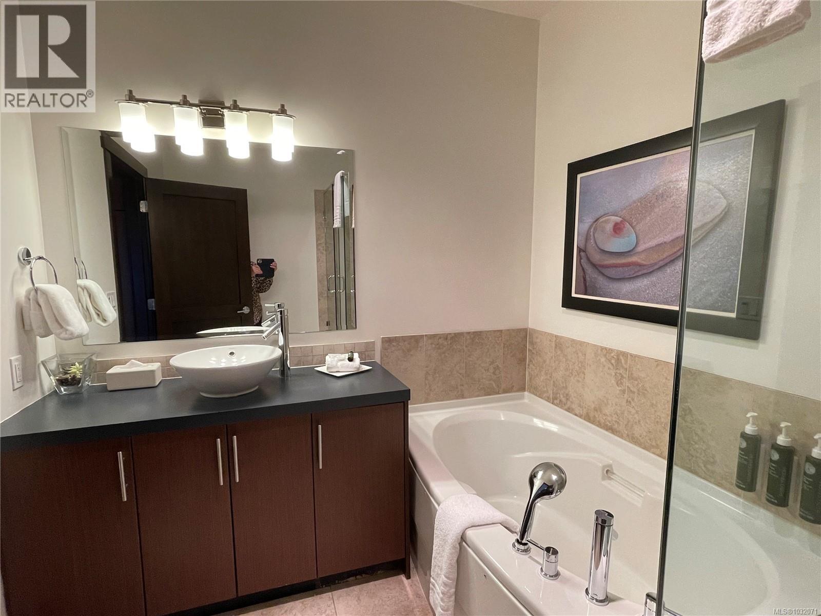 #127 1175 RESORT DR - 24