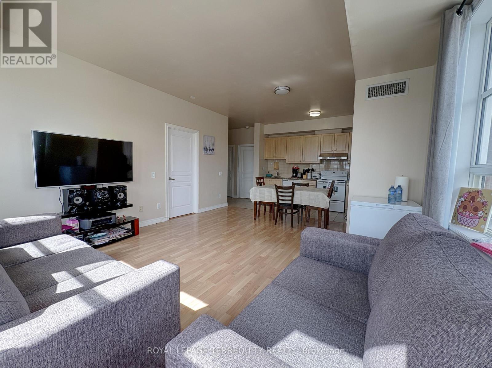 #217 1415 LAWRENCE AVENUE W - 13