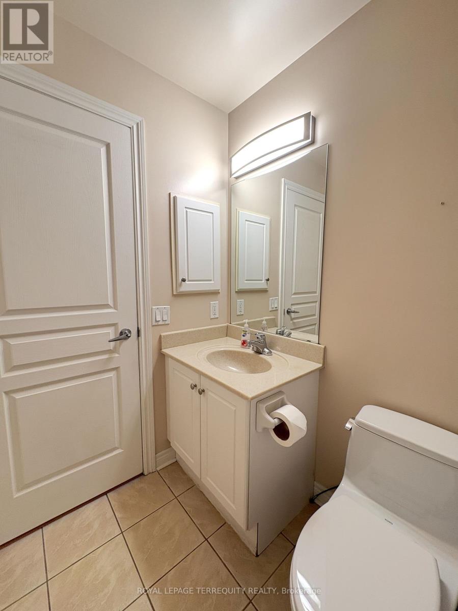 #217 1415 LAWRENCE AVENUE W - 22