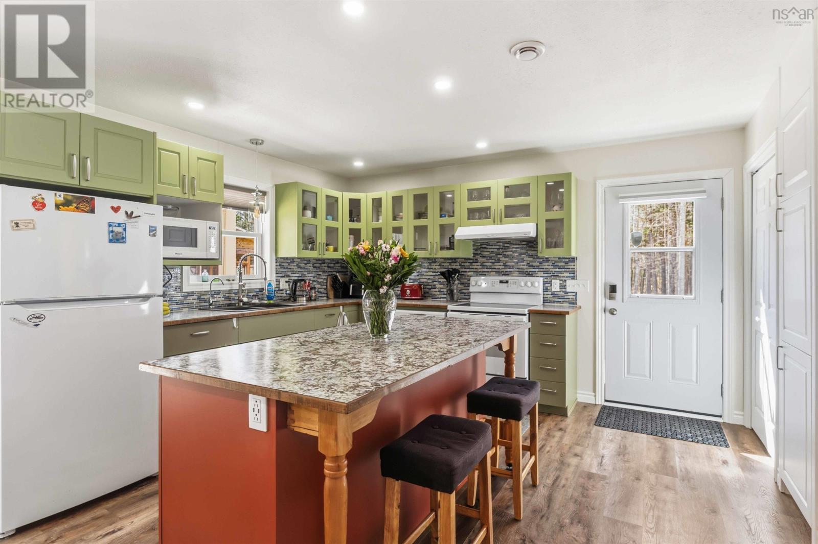 Property 10 of 46 of 368 Eddy Drive