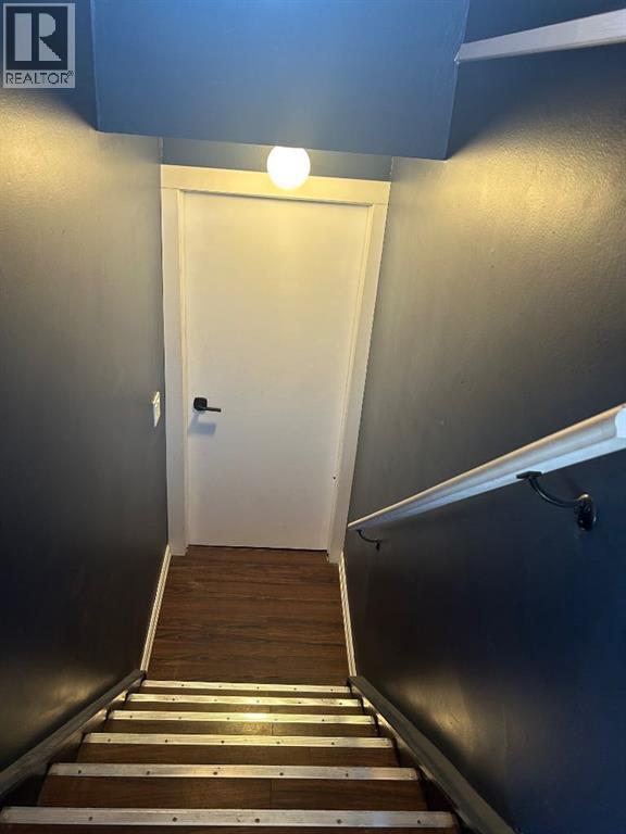 Single Family House Bi-level for Sale in  Falchurch Crescent NE Falconridge Calgary 