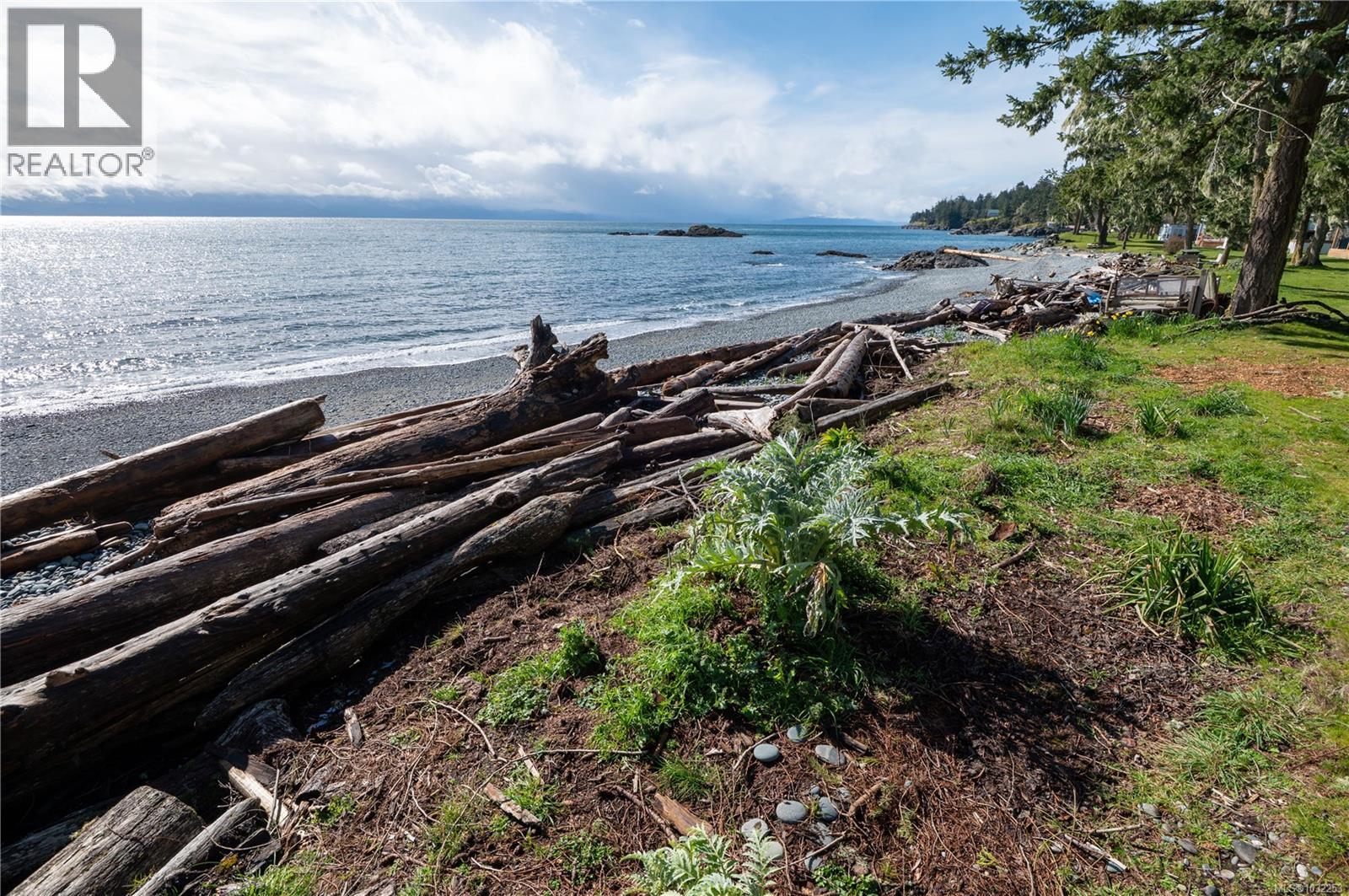 #8 7871 WEST COAST RD - 24