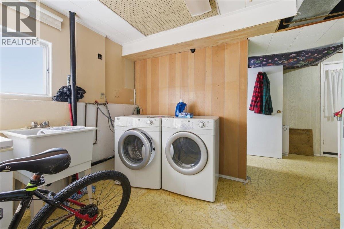 2002 21 Avenue, Vernon