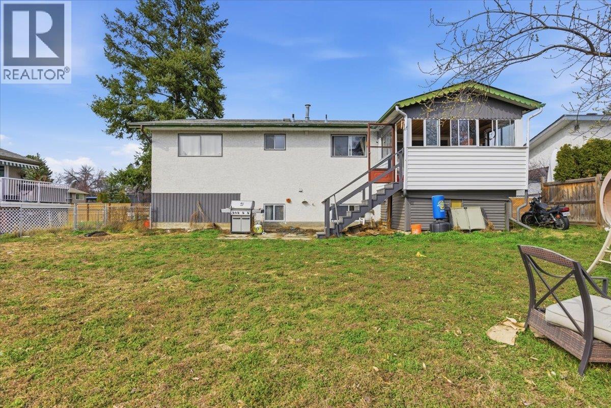 2002 21 Avenue, Vernon