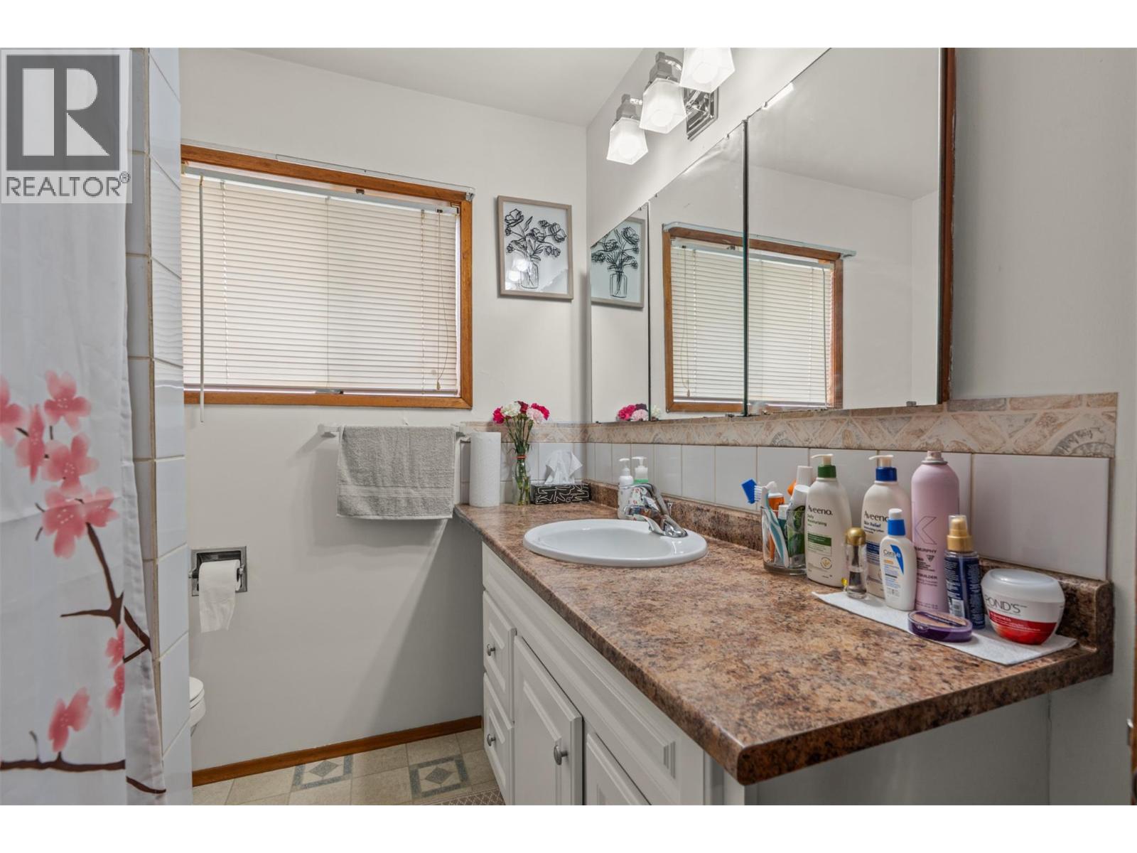 1509 37 Avenue, Vernon