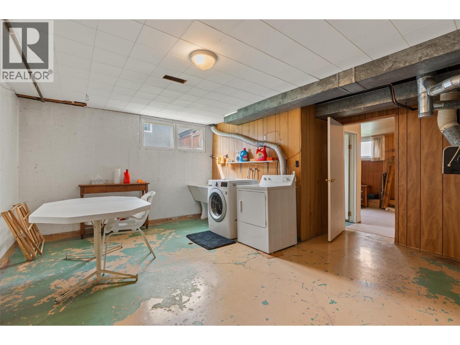 1509 37 Avenue, Vernon