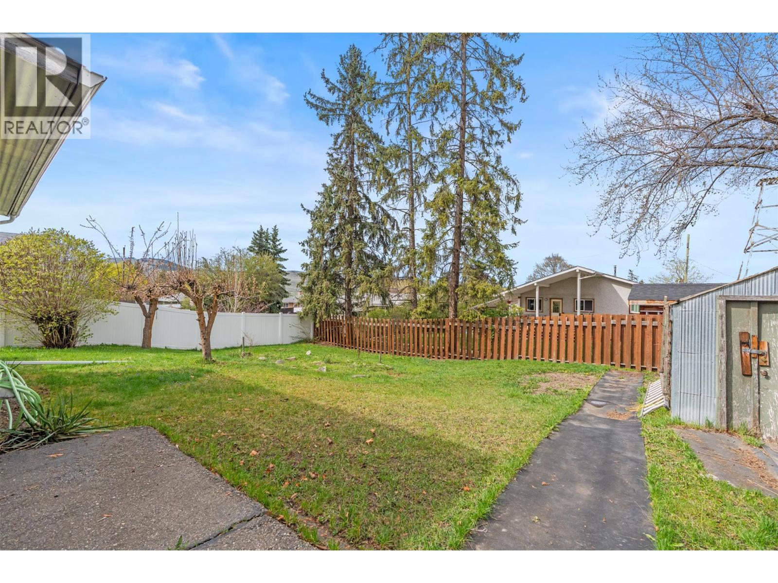 1509 37 Avenue, Vernon