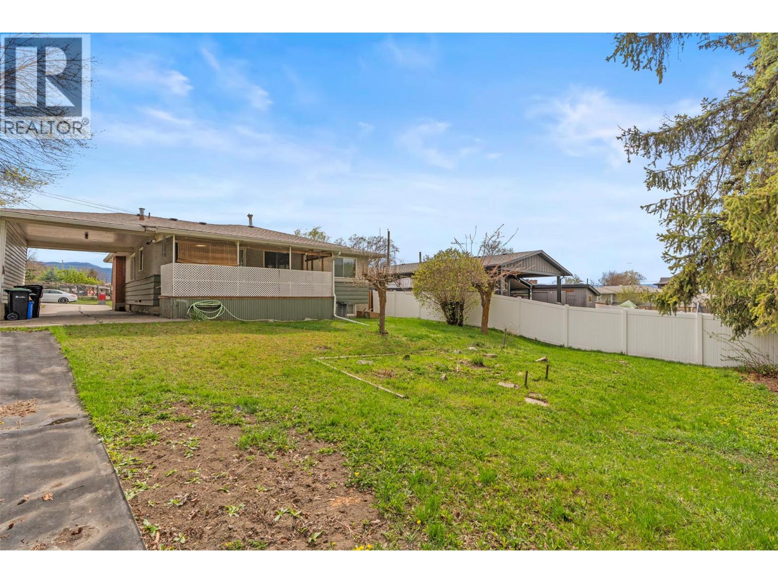 1509 37 Avenue, Vernon