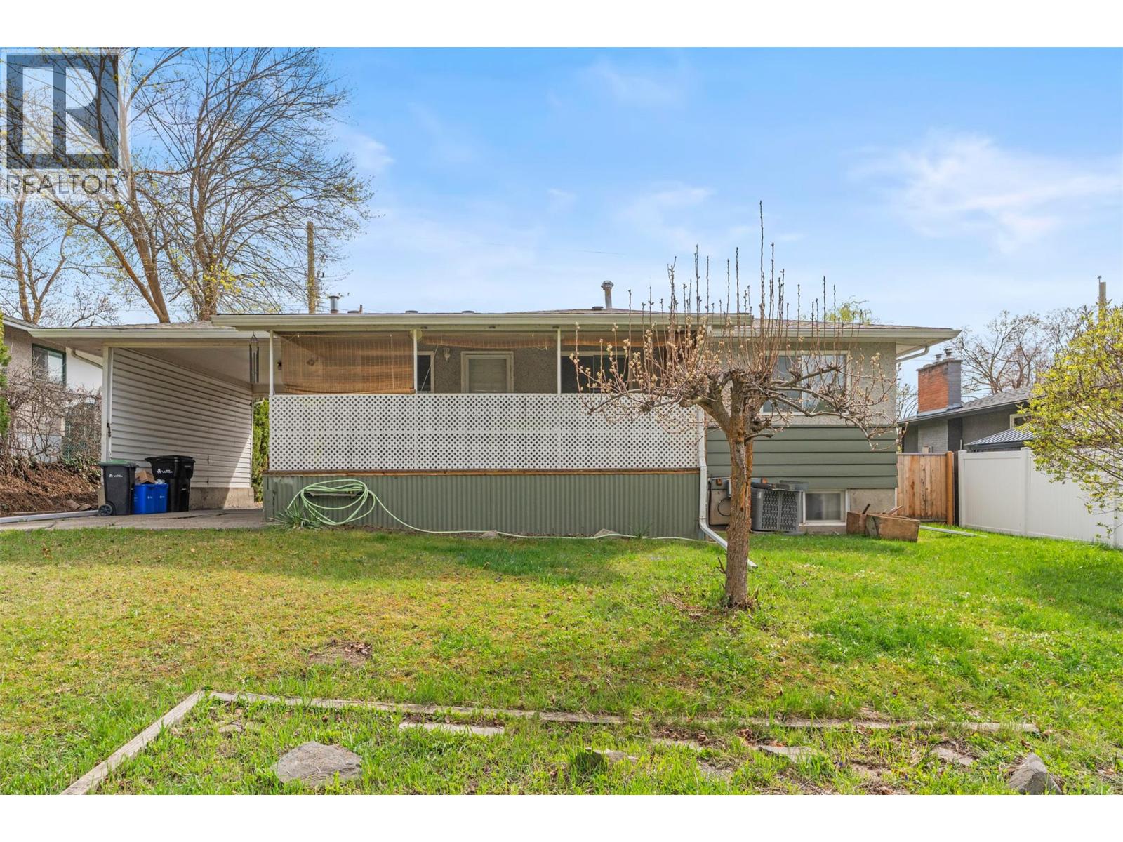 1509 37 Avenue, Vernon