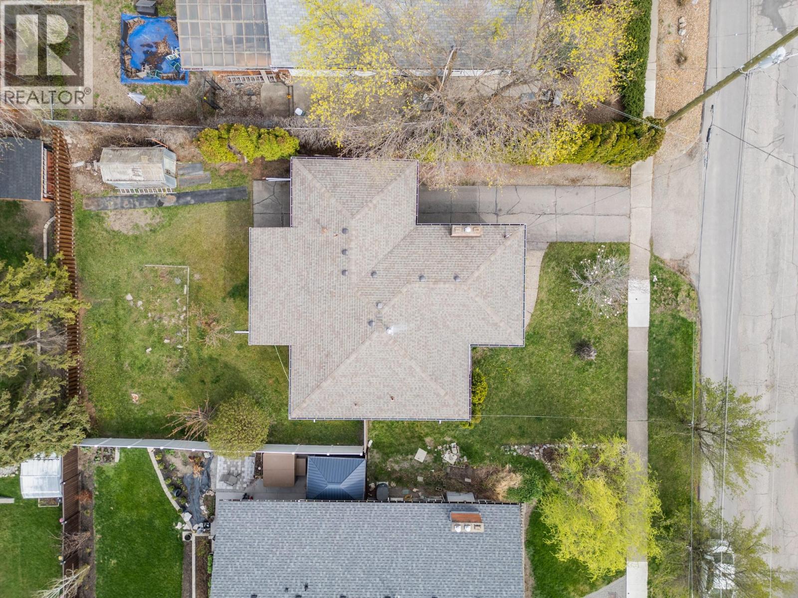 1509 37 Avenue, Vernon