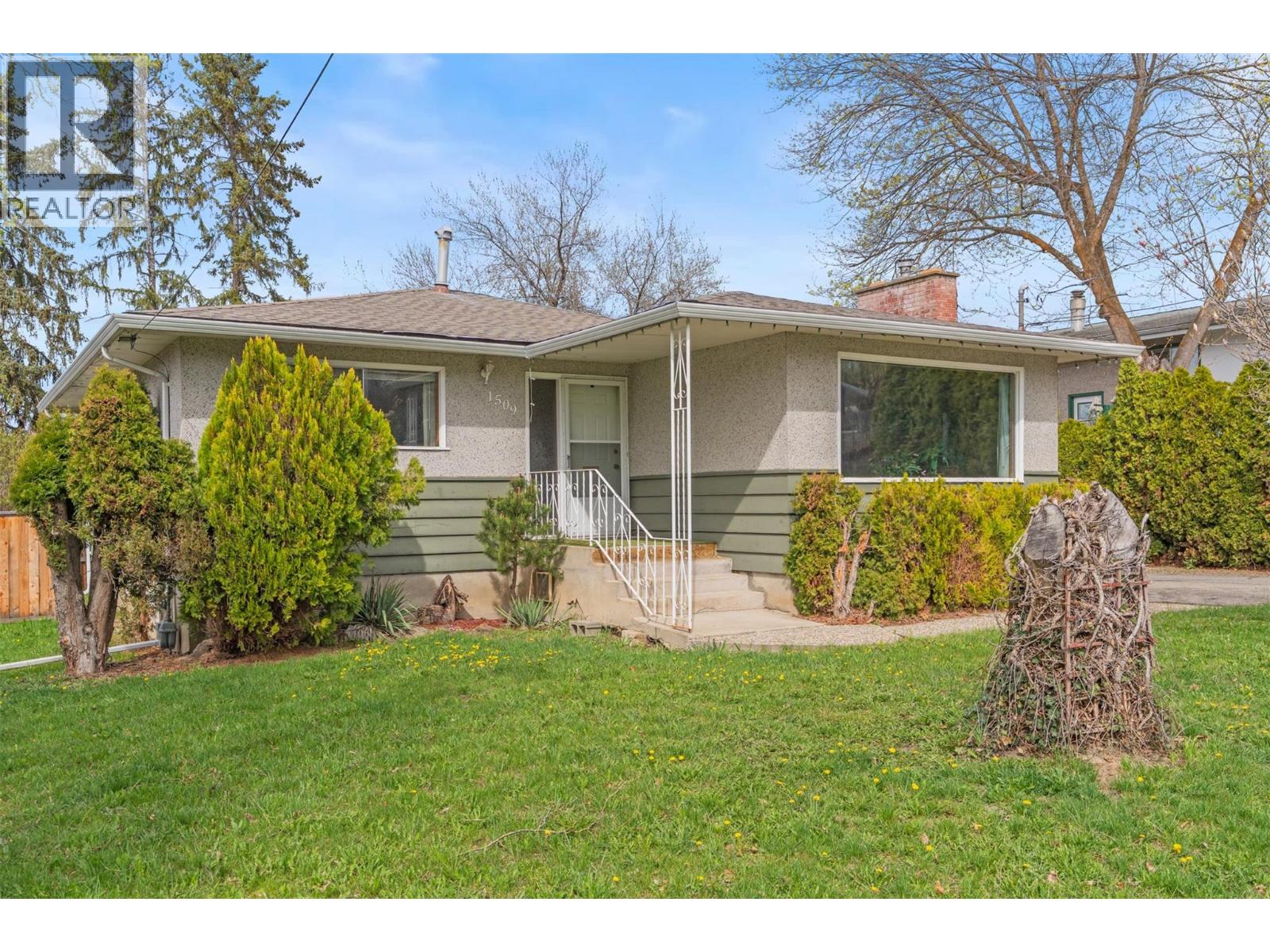 1509 37 Avenue, Vernon