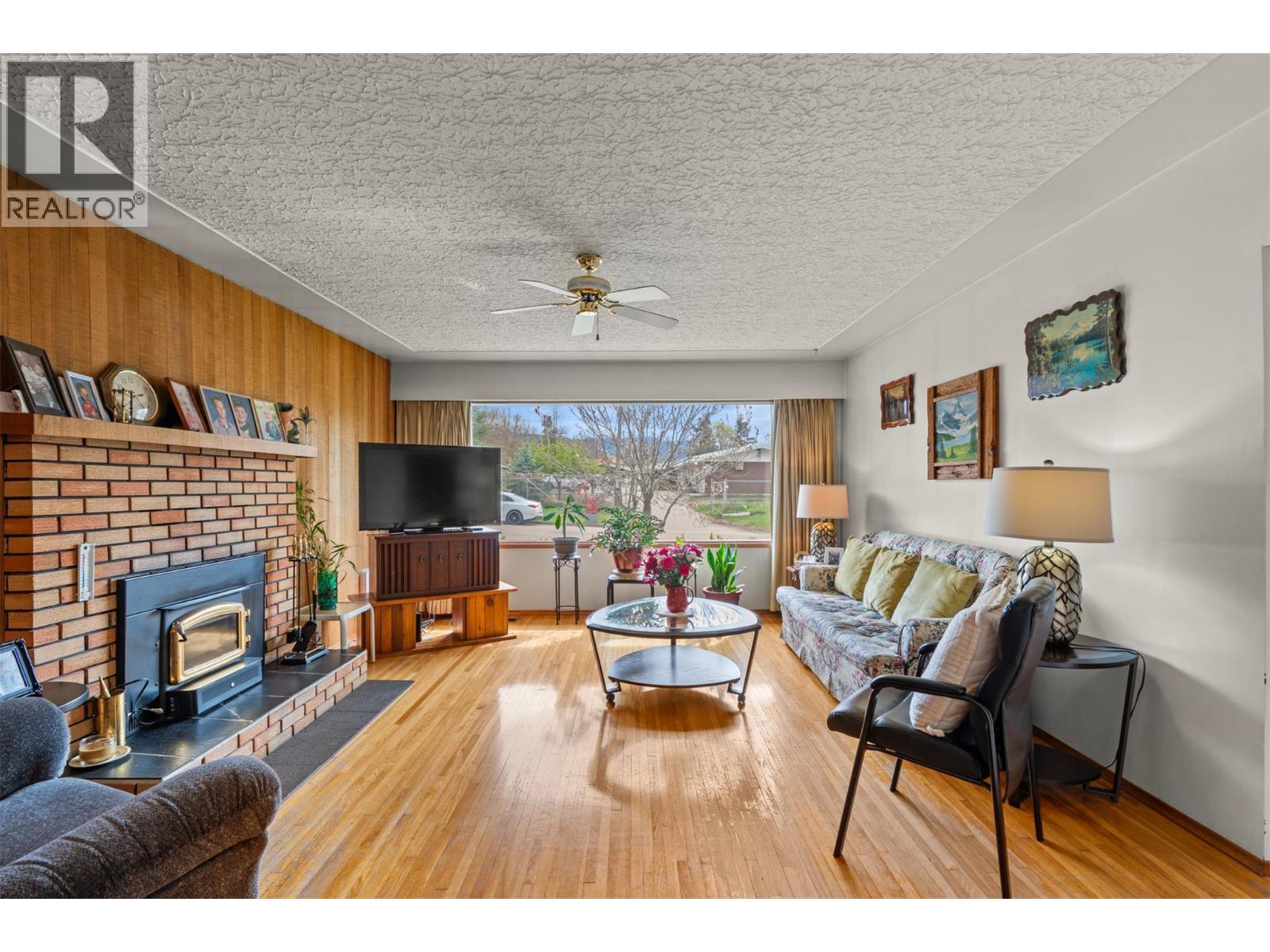 1509 37 Avenue, Vernon