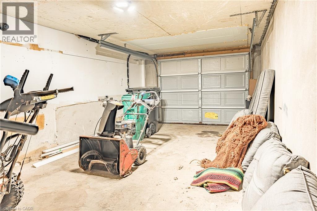#2 643 ALBERT STREET - 24