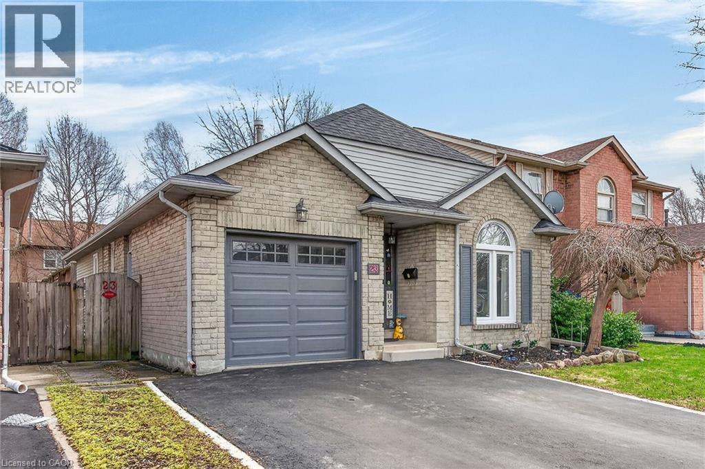23 JULIEBETH Drive, Hamilton, Ontario L9B2N6