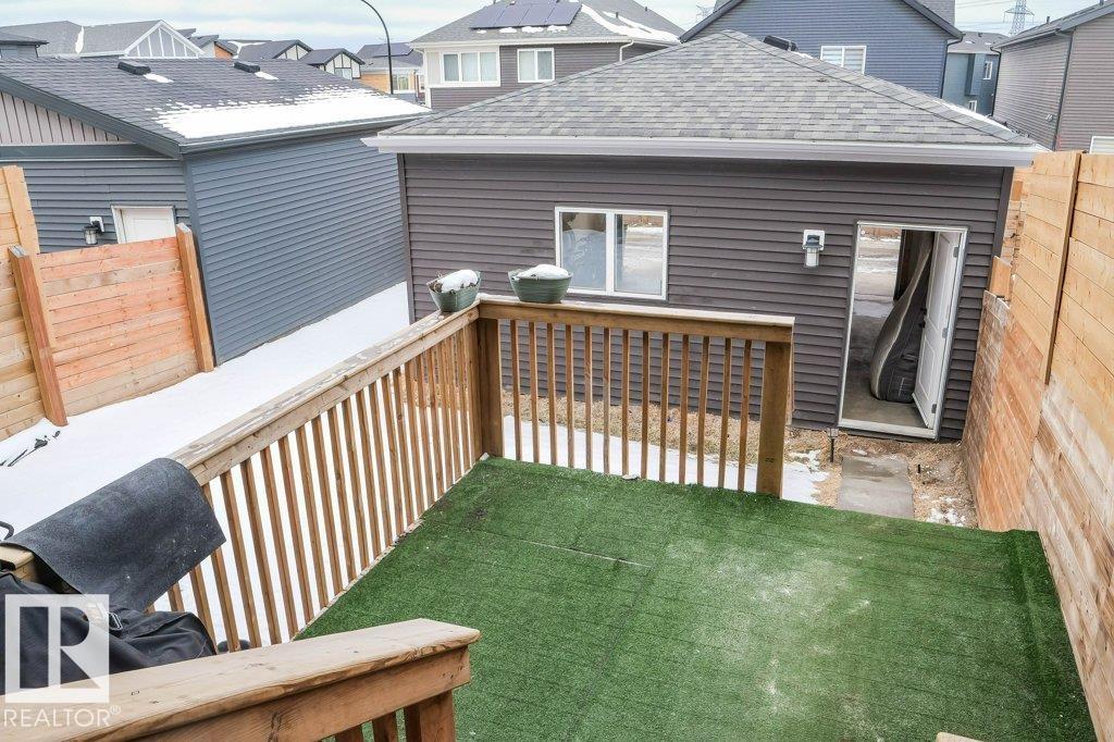 266 CHARLESWORTH DR SW - 32