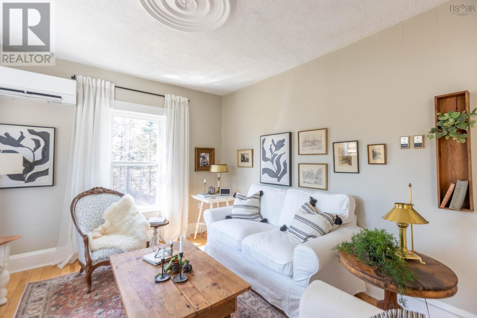 Property 22 of 46 of 8237 Highway 209