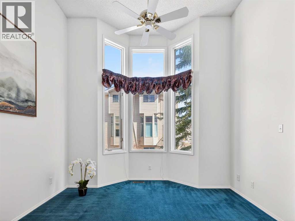 Single Family House 4 Level for Sale in  Hawkstone Manor NW Hawkwood Calgary 