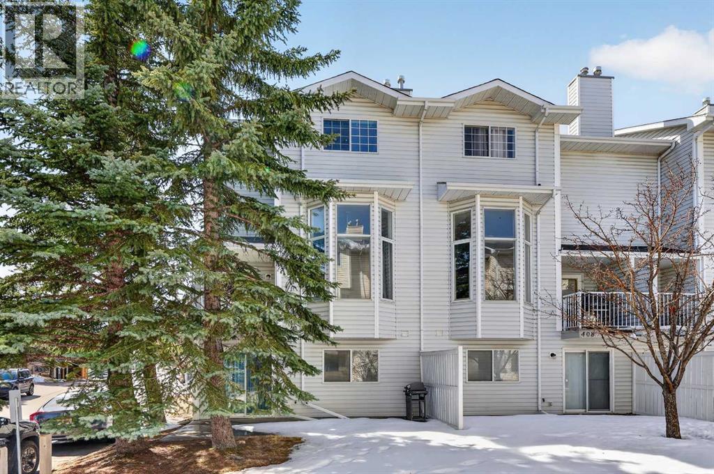 Single Family House 4 Level for Sale in  Hawkstone Manor NW Hawkwood Calgary 