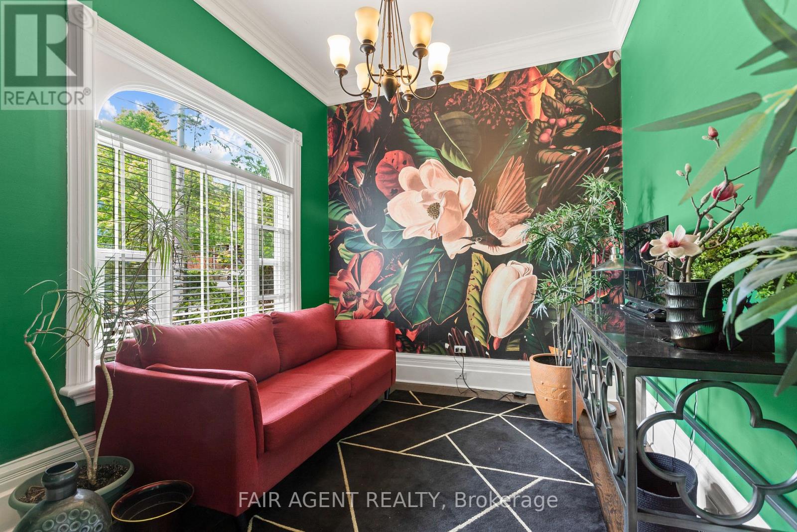 26 DALY AVENUE — photo 17