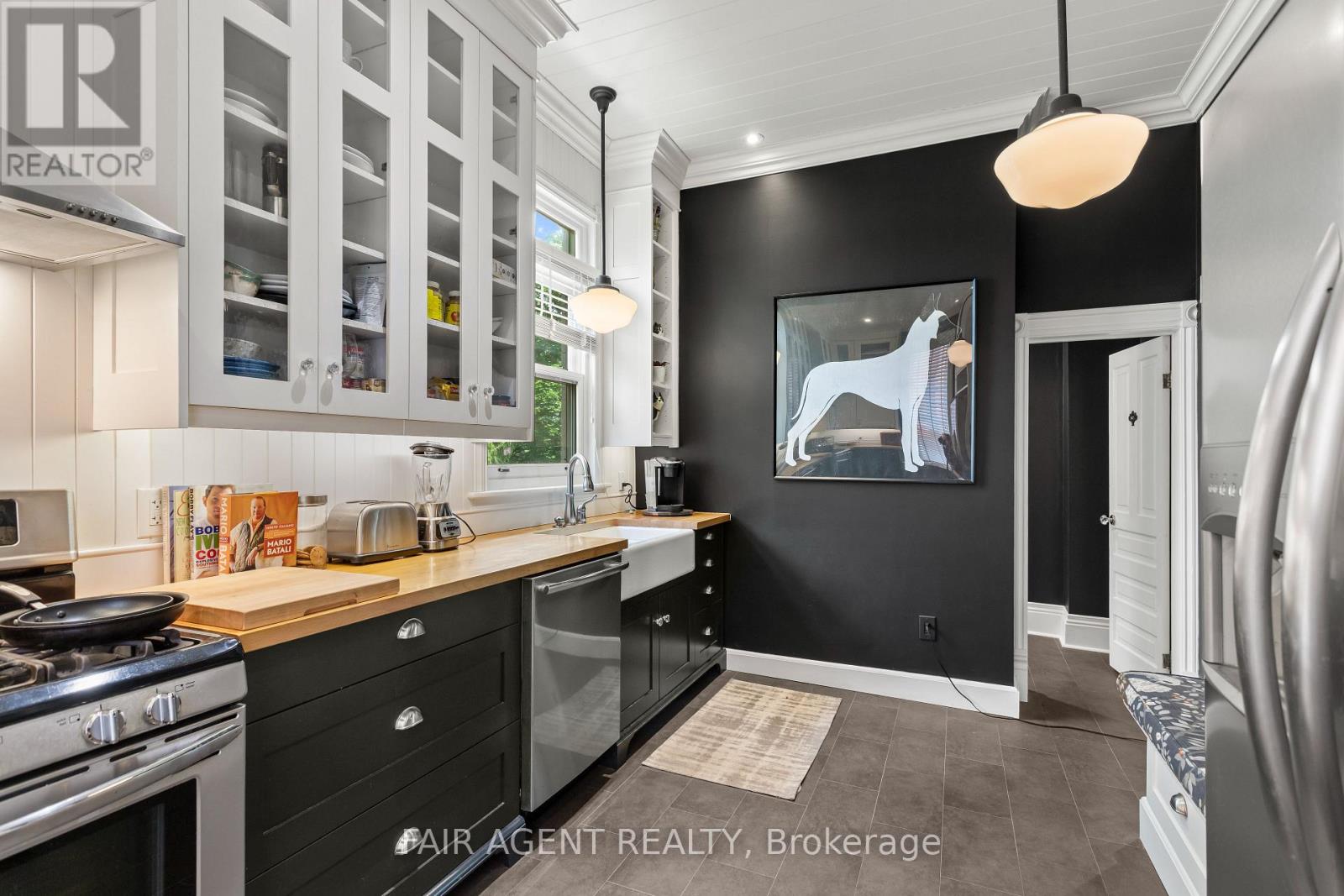 26 DALY AVENUE — photo 22