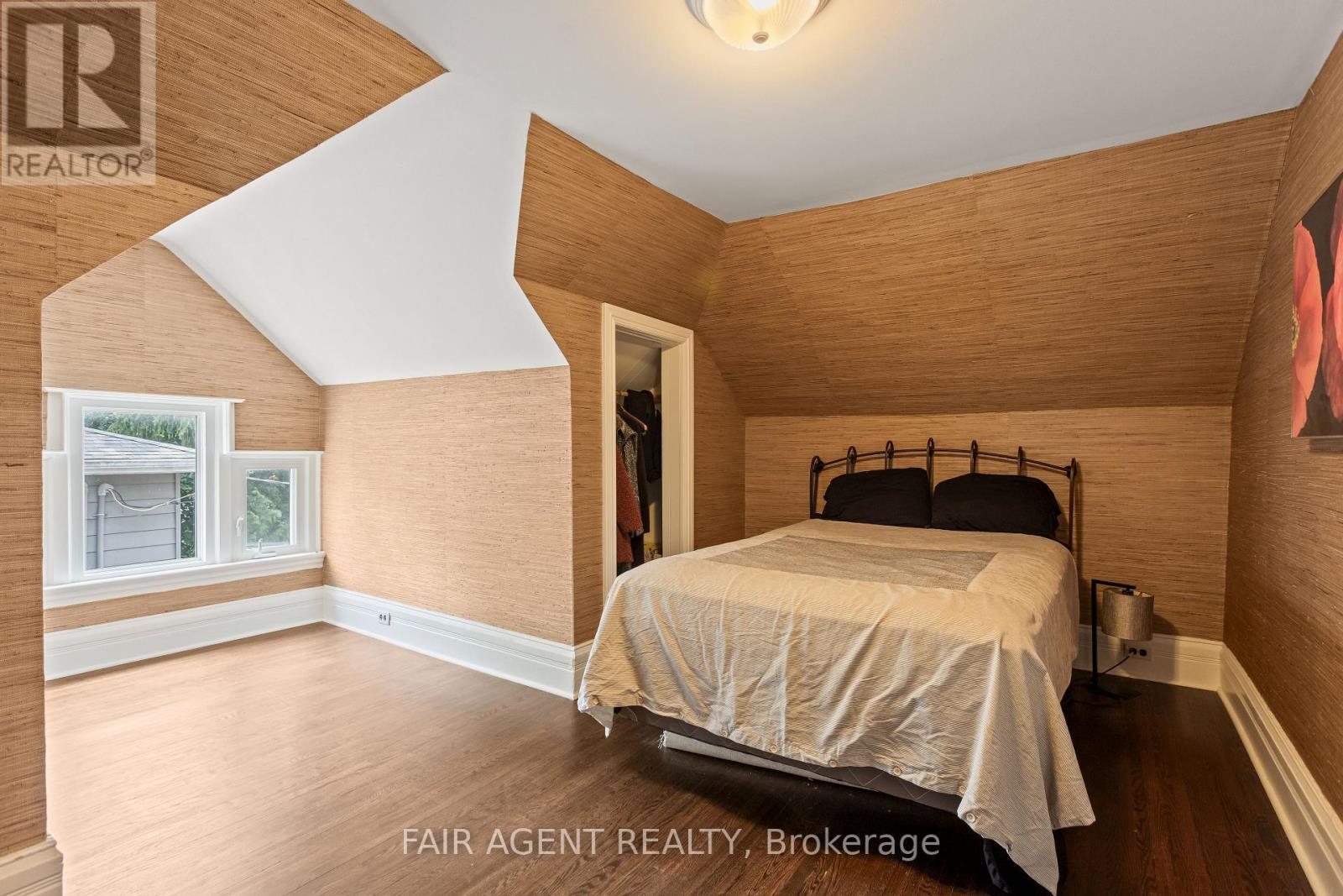 26 DALY AVENUE — photo 28