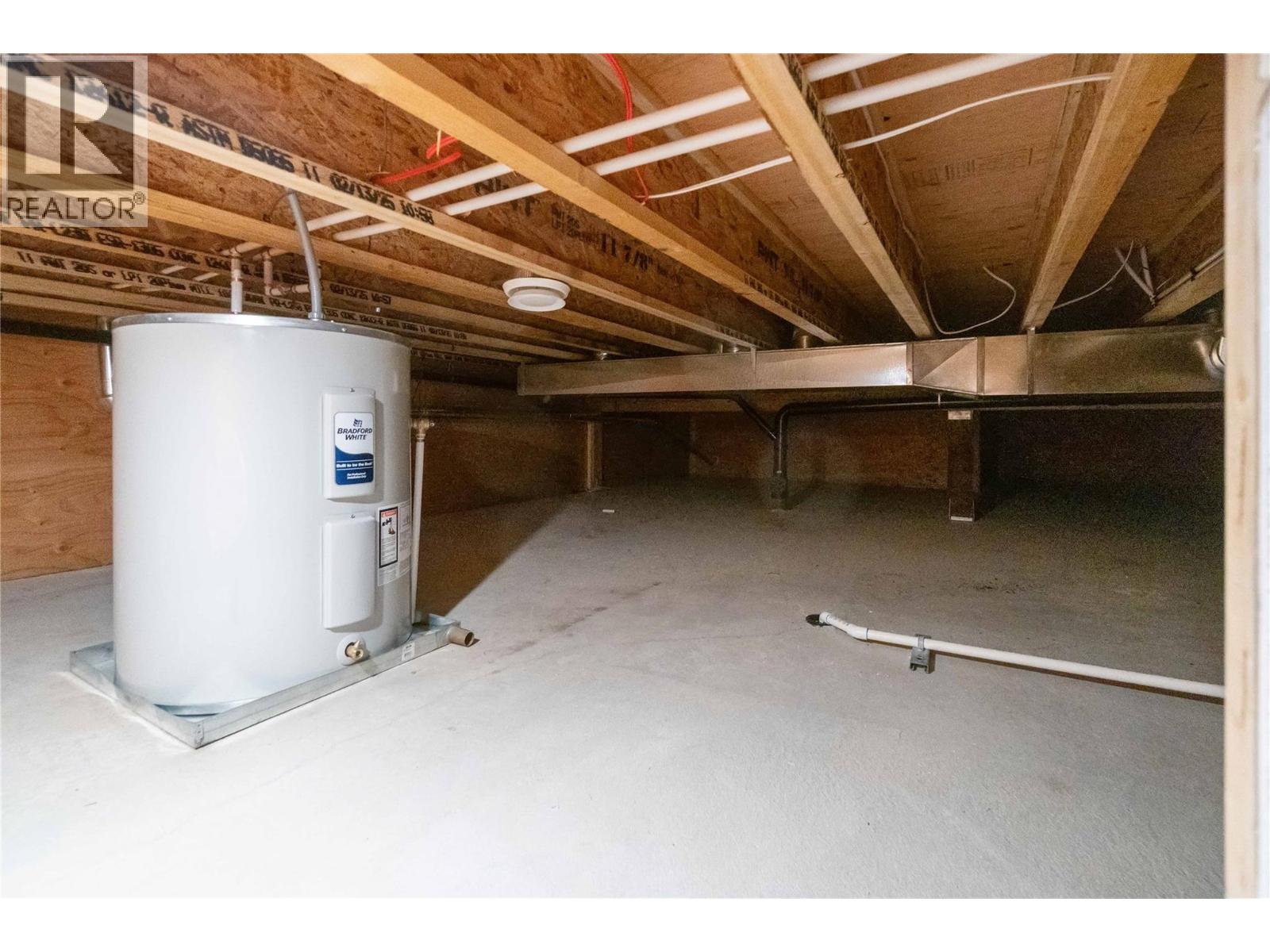 #10 231 20 STREET NE - 53