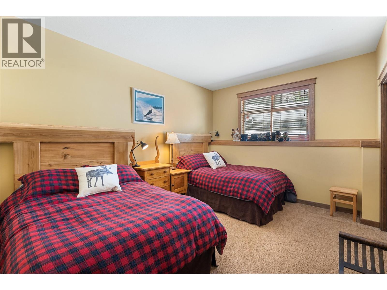 5895 Snow Pines Way Unit# 2, Big White