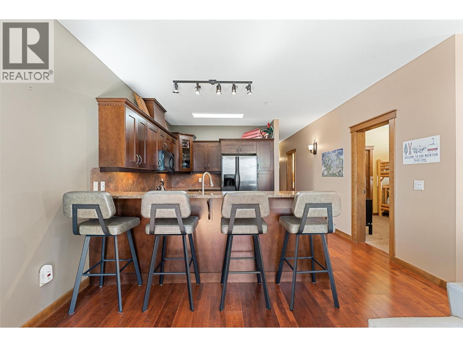 5895 Snow Pines Way Unit# 2, Big White