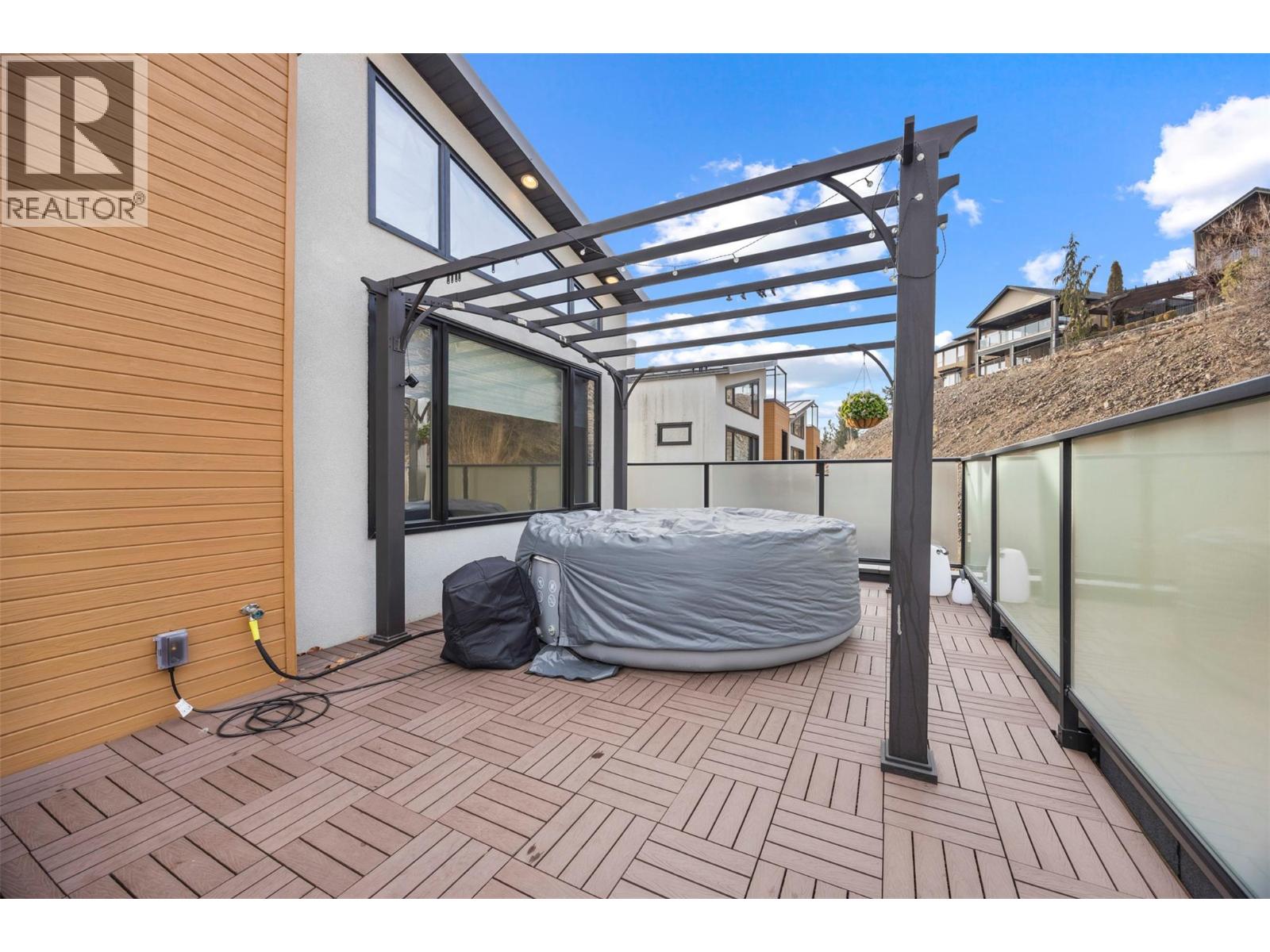 16 1818 Peak Point Court, West Kelowna