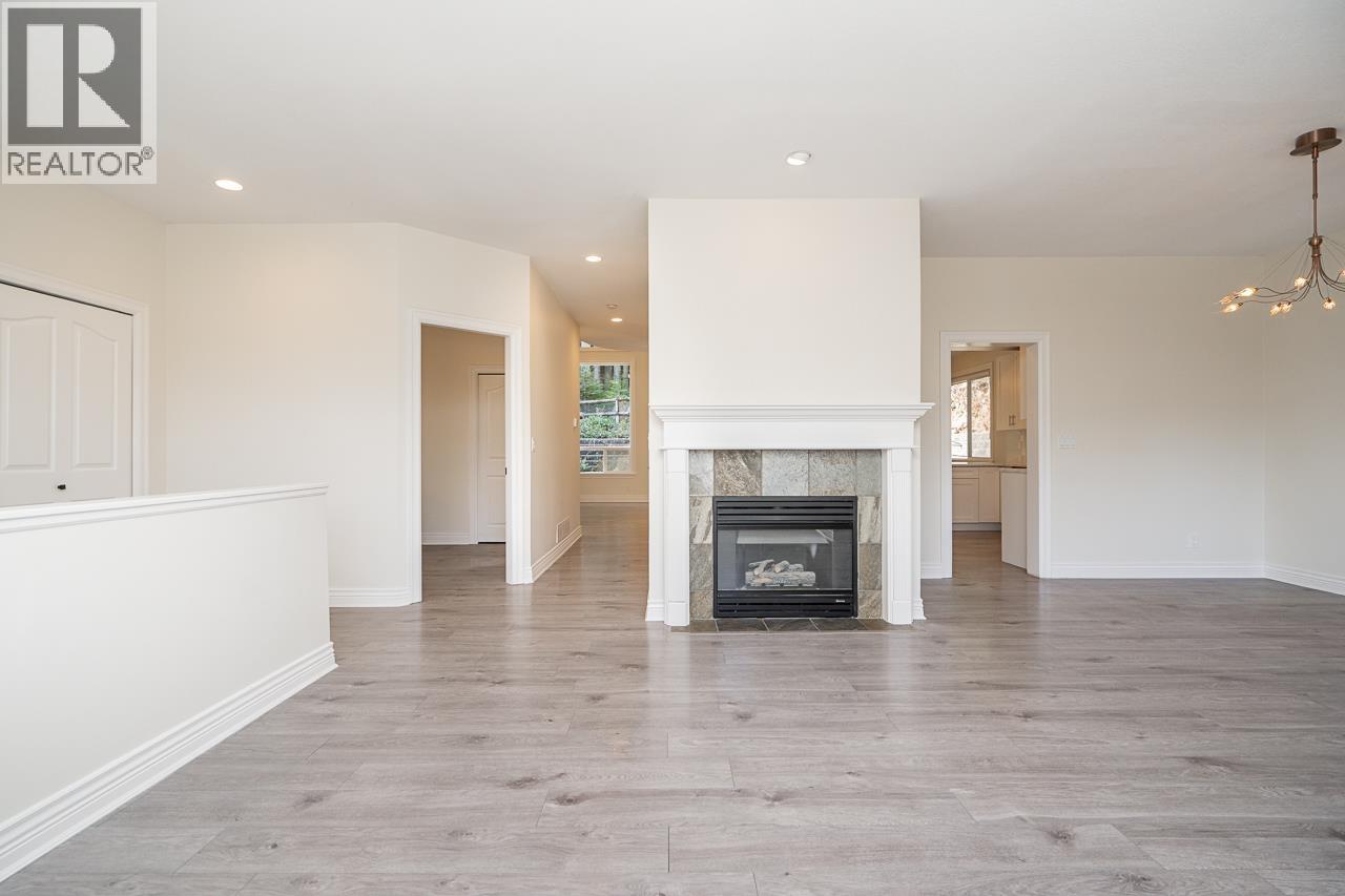 3398 PLATEAU BOULEVARD, Coquitlam