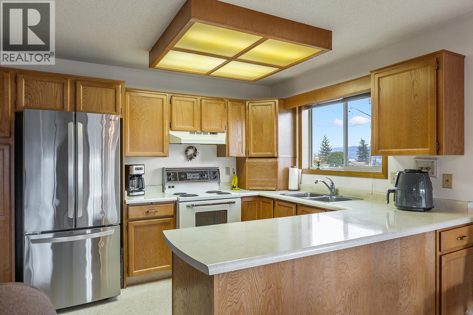  3712 Carrall Road, West Kelowna