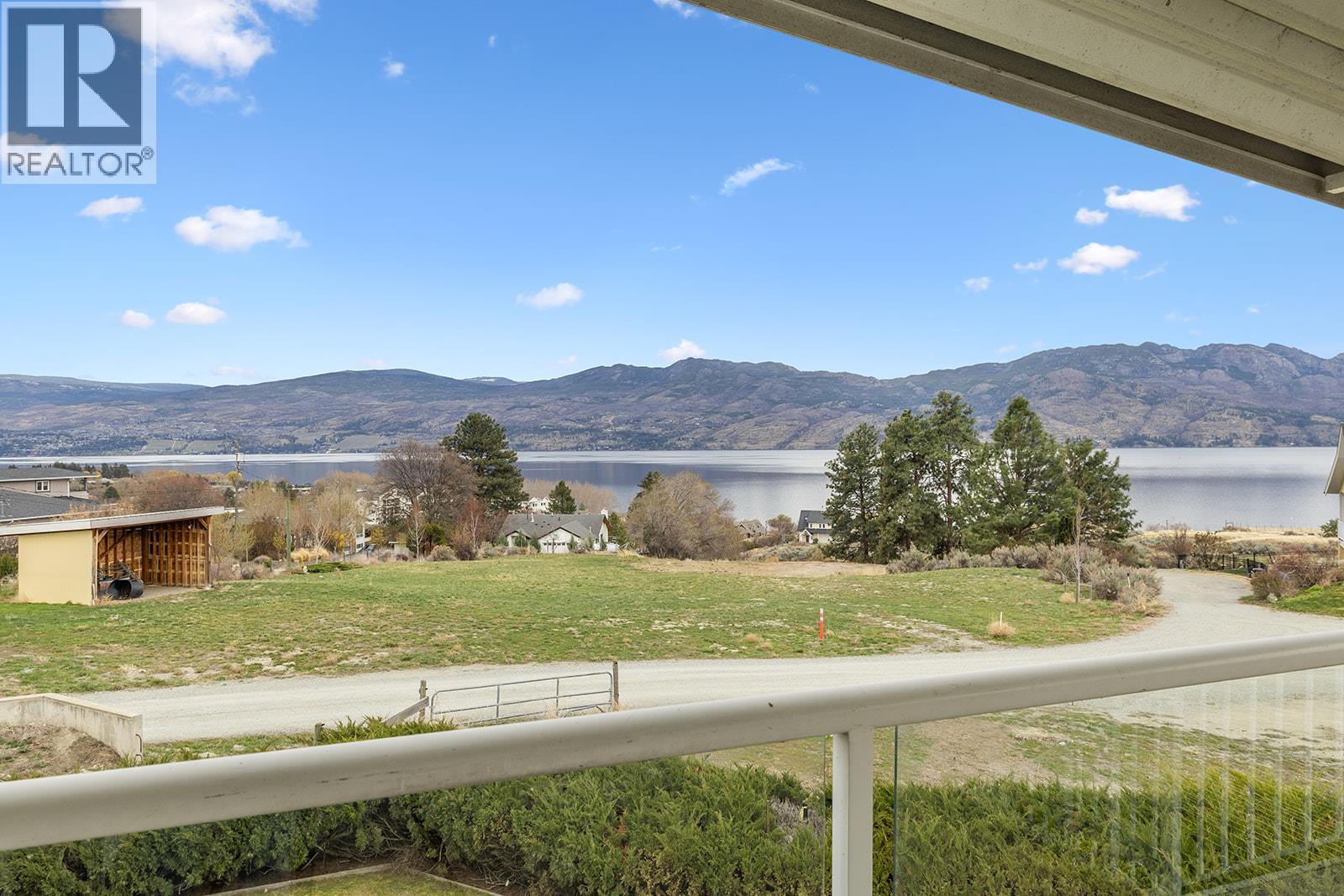  3712 Carrall Road, West Kelowna