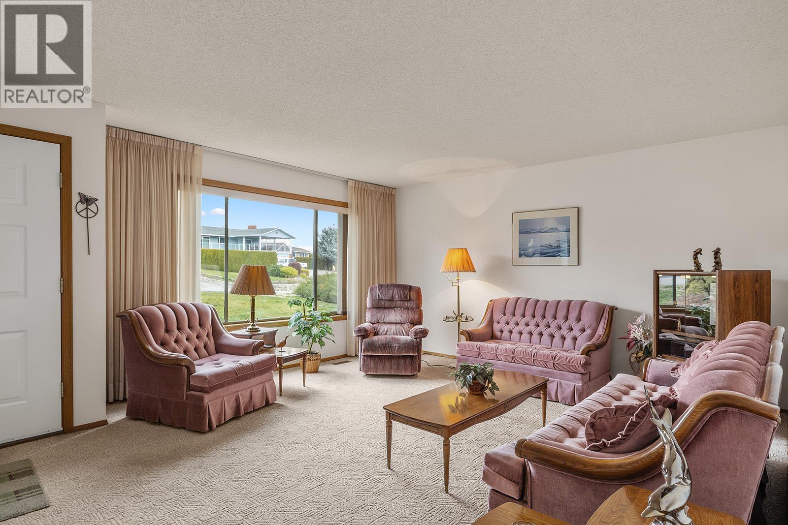  3712 Carrall Road, West Kelowna