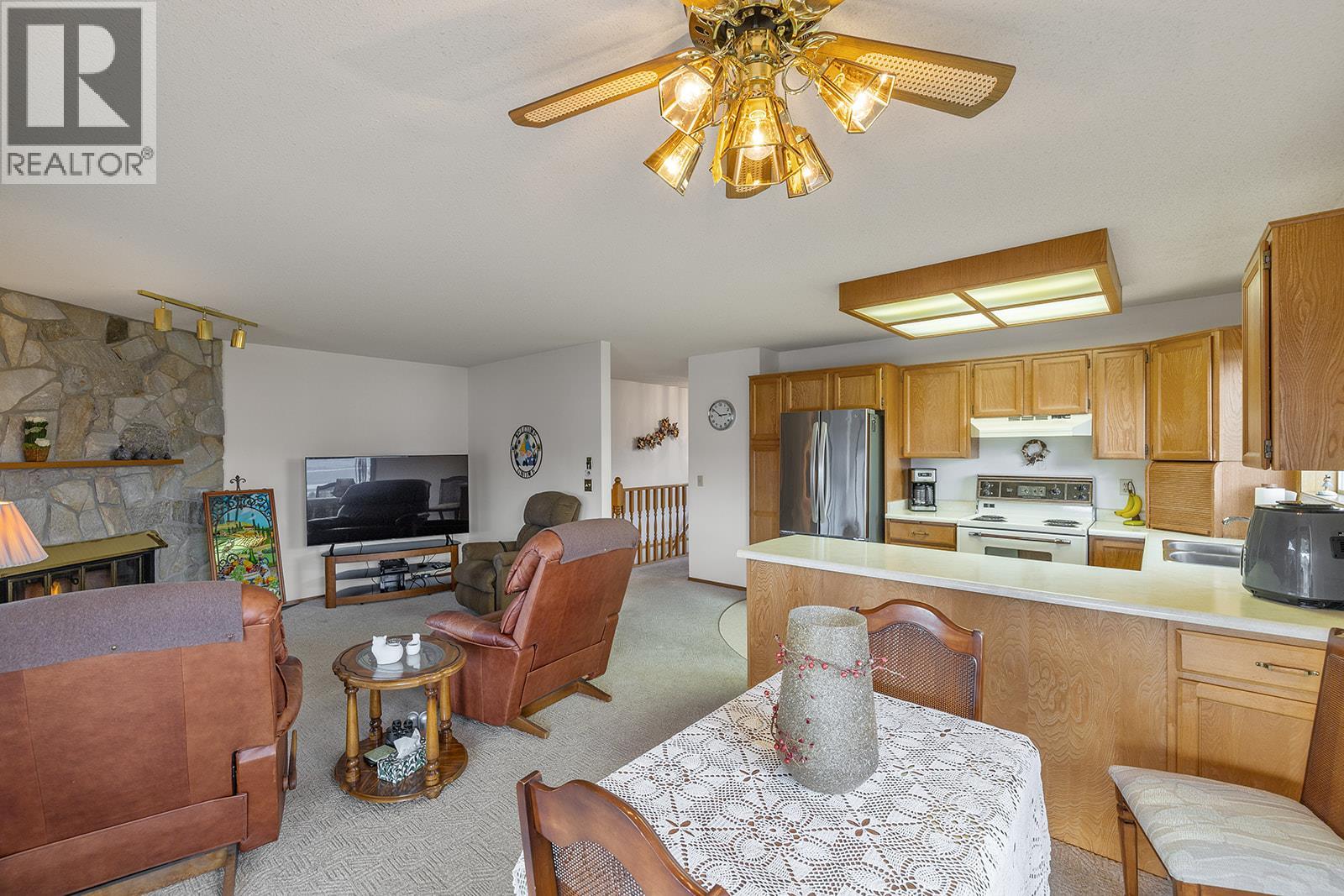  3712 Carrall Road, West Kelowna