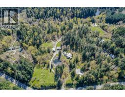 1671 Fulford-ganges Road, Salt Spring Island, BC V8K2A8 Photo 18