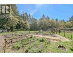 1671 Fulford-ganges Road, Salt Spring Island, BC V8K2A8 Photo 7
