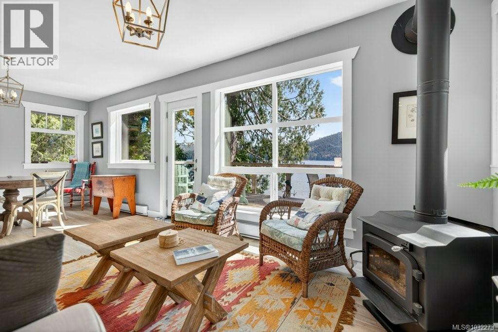 276 WINTER HARBOUR RD - 10