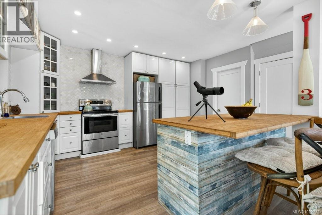 276 WINTER HARBOUR RD - 12