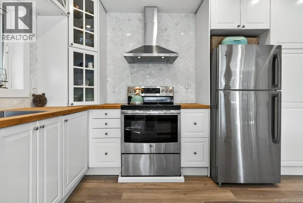 276 WINTER HARBOUR RD - 16