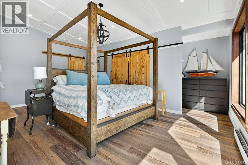 276 WINTER HARBOUR RD - 32