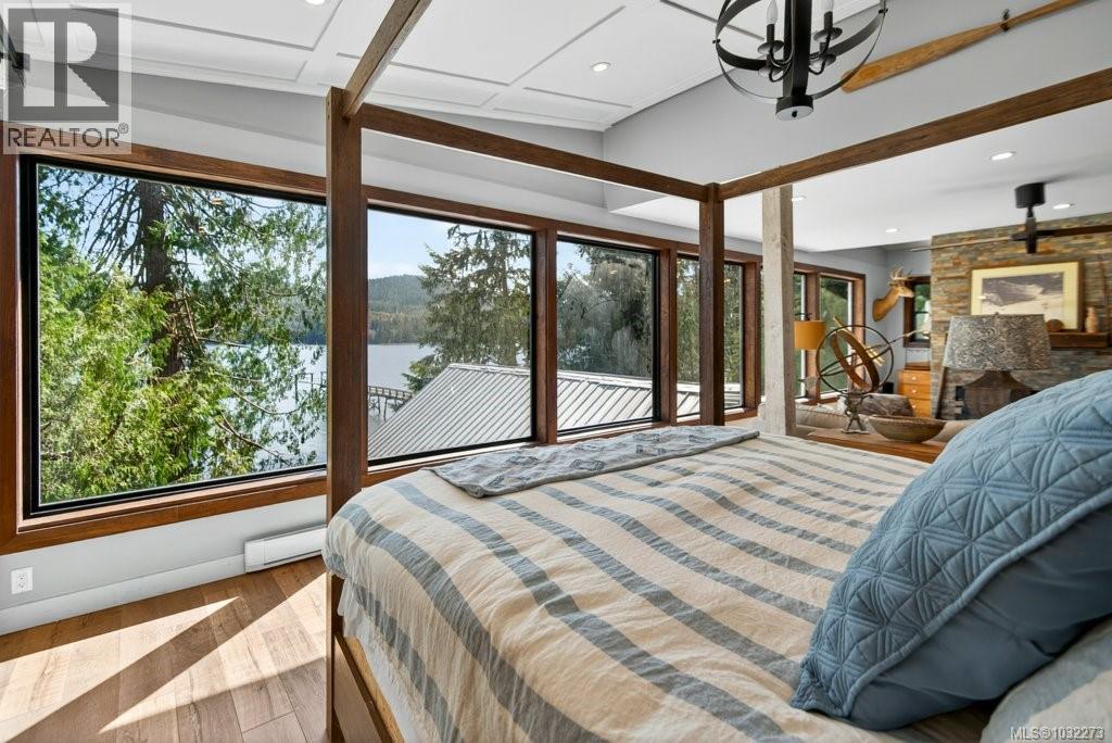 276 WINTER HARBOUR RD - 35