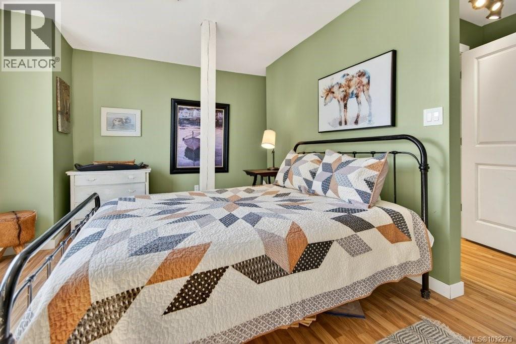 276 WINTER HARBOUR RD - 46