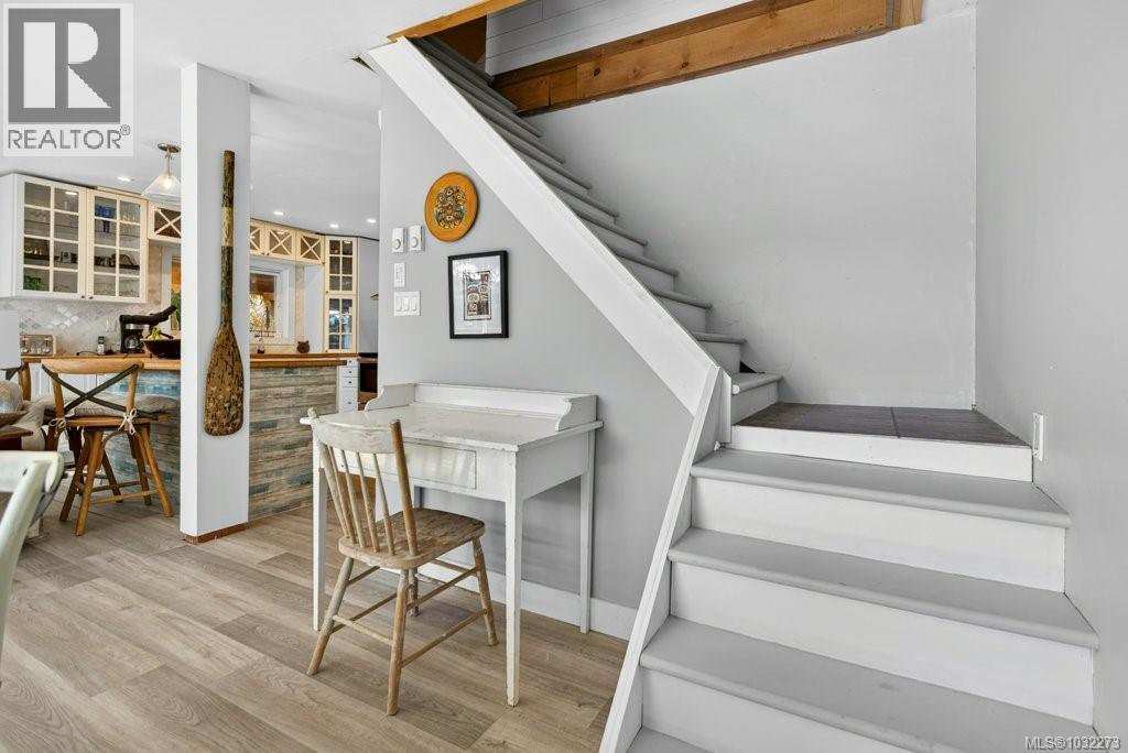 276 WINTER HARBOUR RD - 5