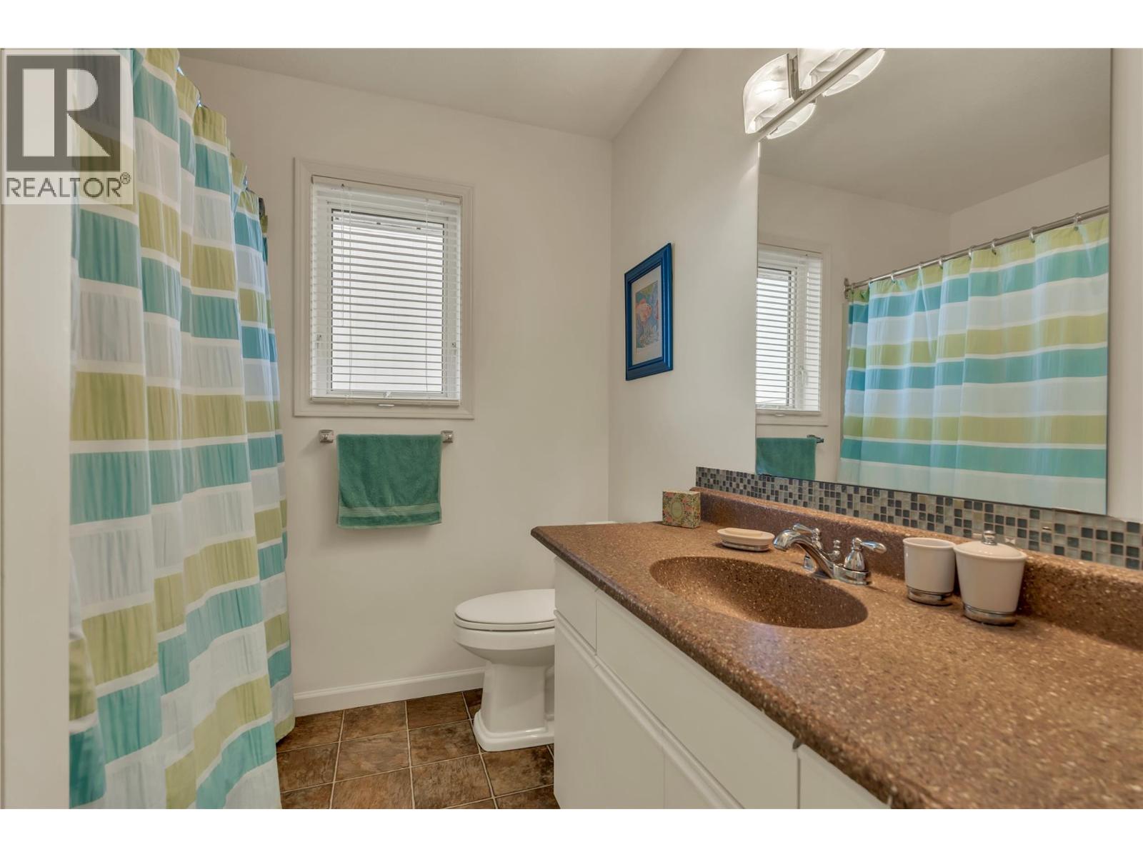  5878 Tulameen Street, Oliver