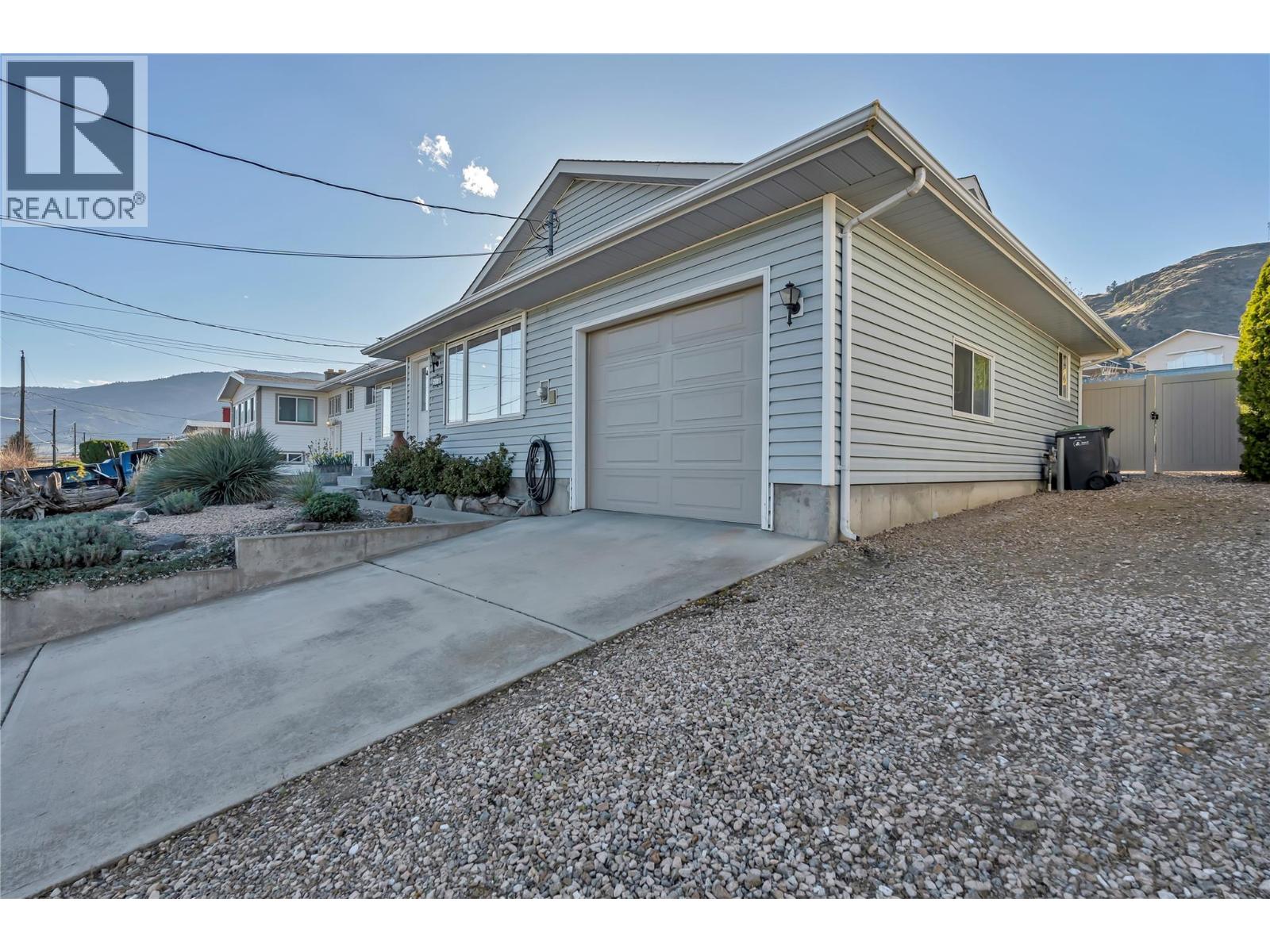  5878 Tulameen Street, Oliver