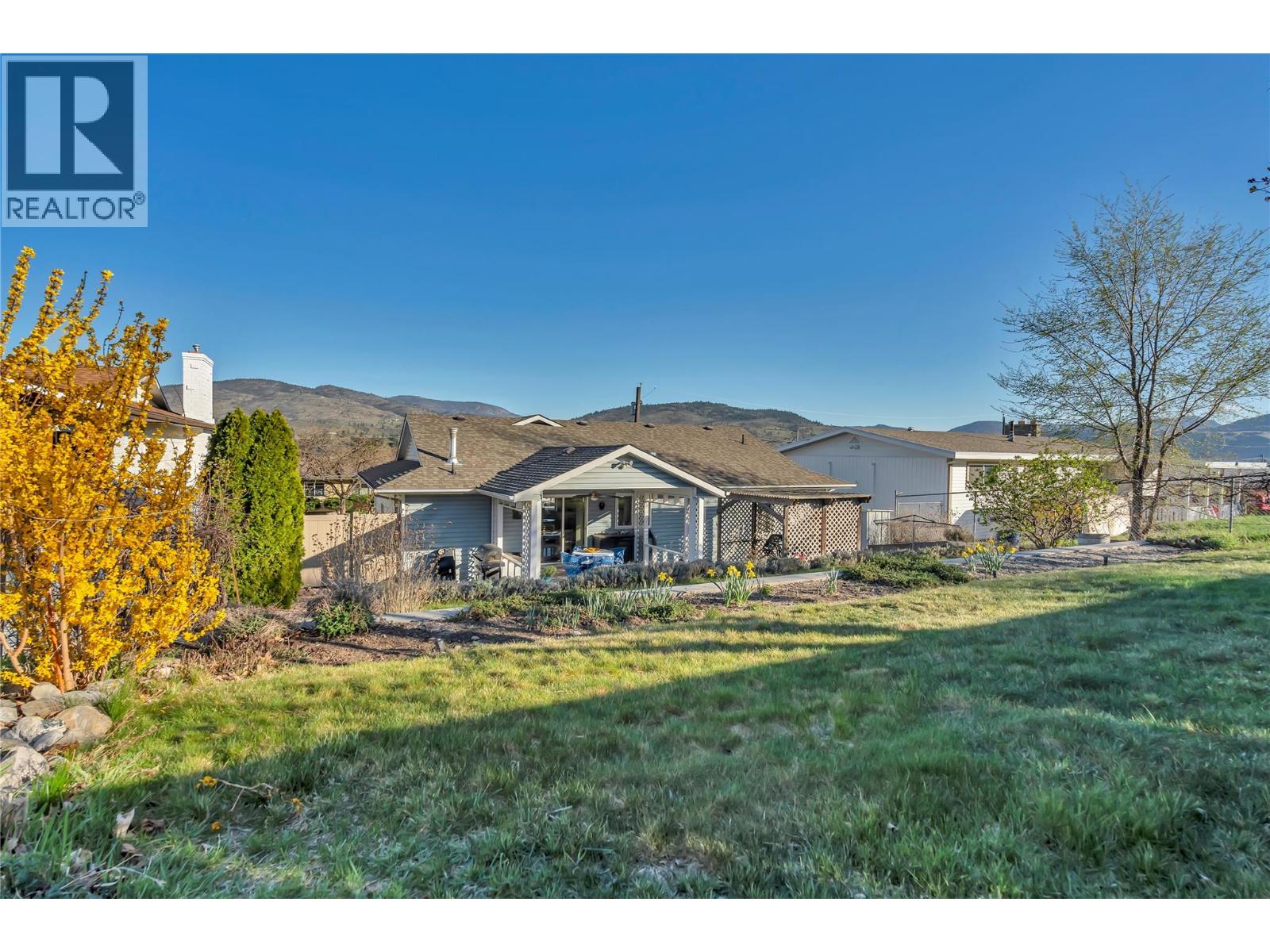  5878 Tulameen Street, Oliver