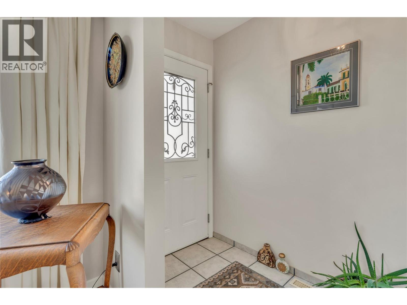 5878 Tulameen Street - 14