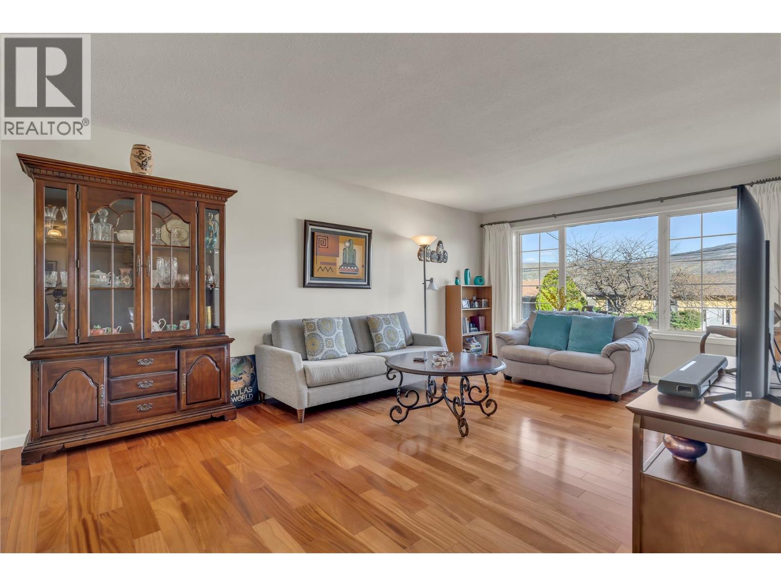 5878 Tulameen Street - 4