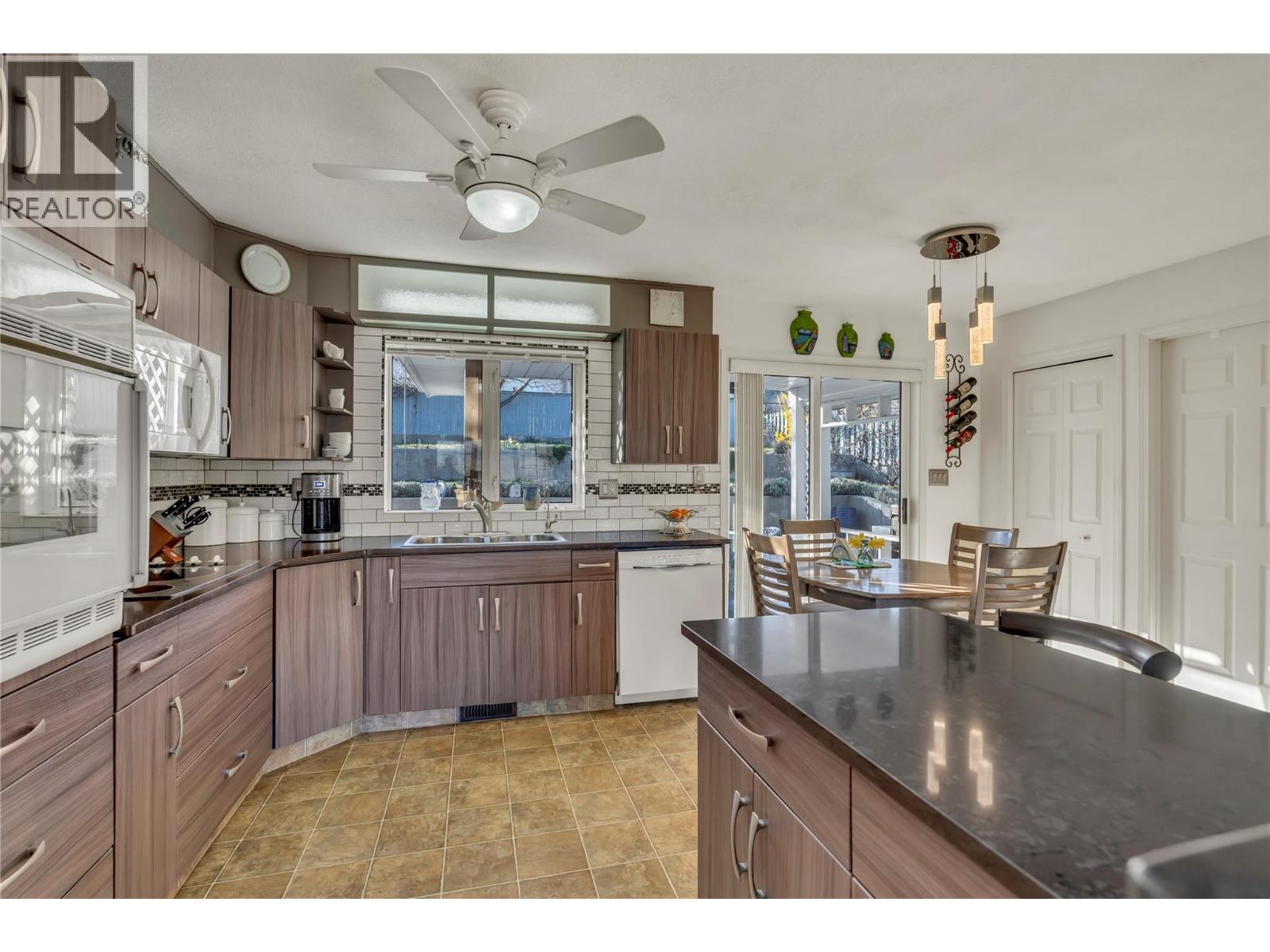 5878 Tulameen Street - 5