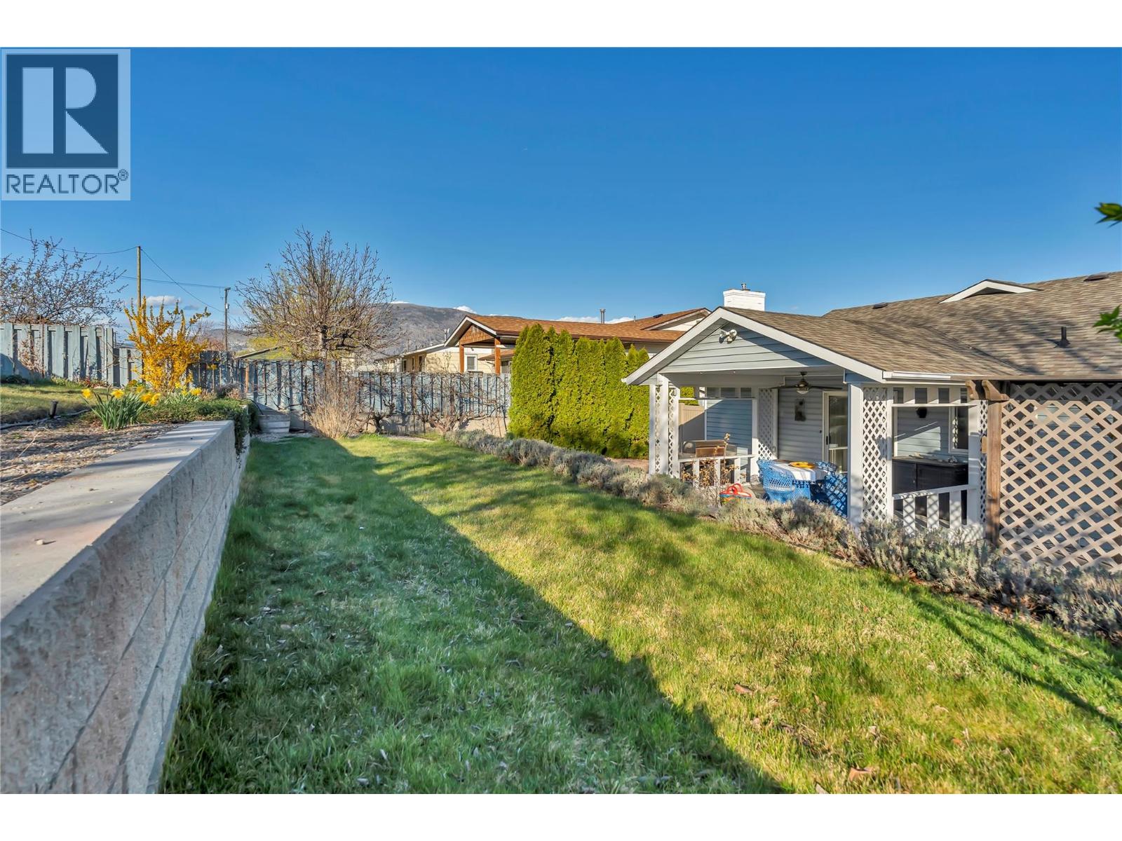  5878 Tulameen Street, Oliver